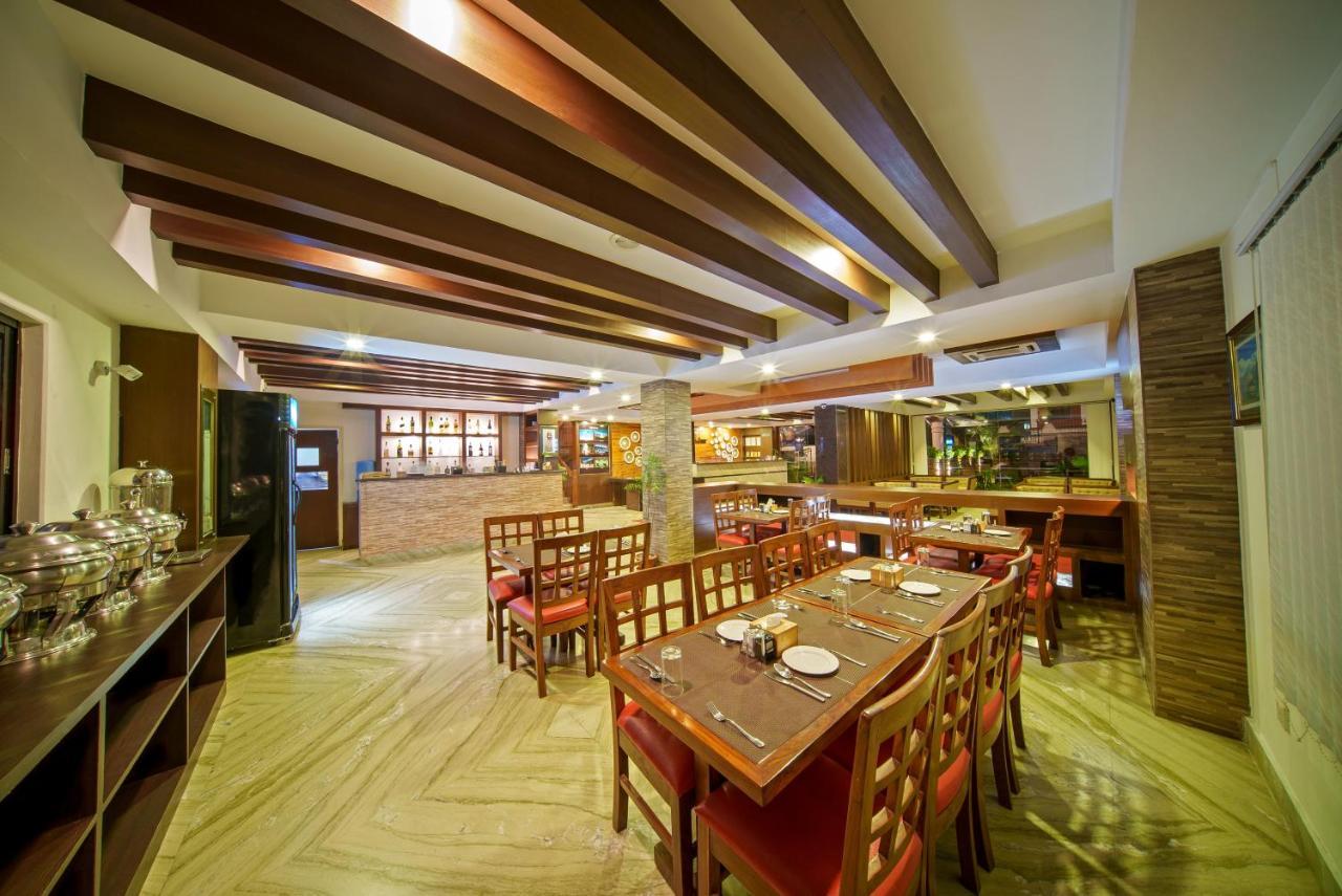 Kumari Star Inn Pokhara Zewnętrze zdjęcie