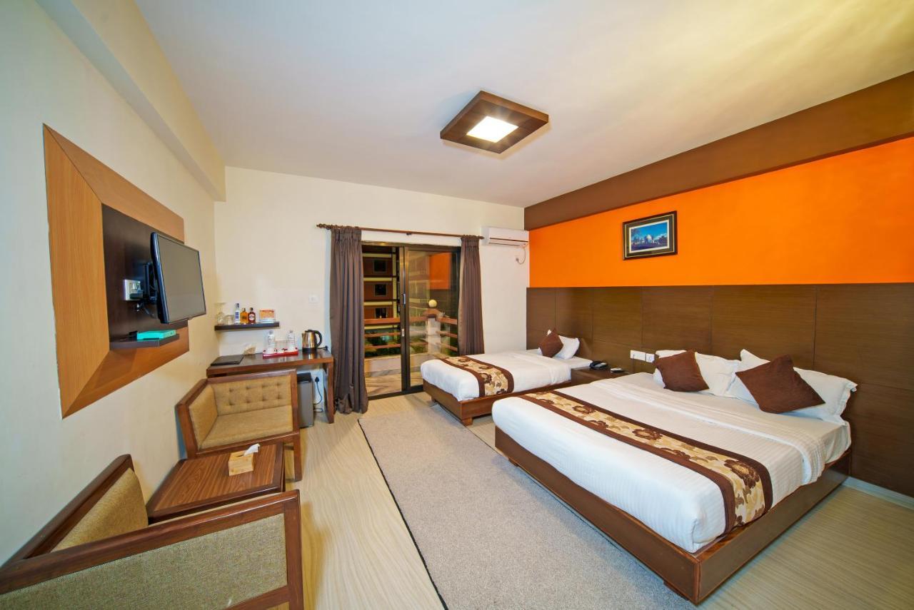 Kumari Star Inn Pokhara Zewnętrze zdjęcie