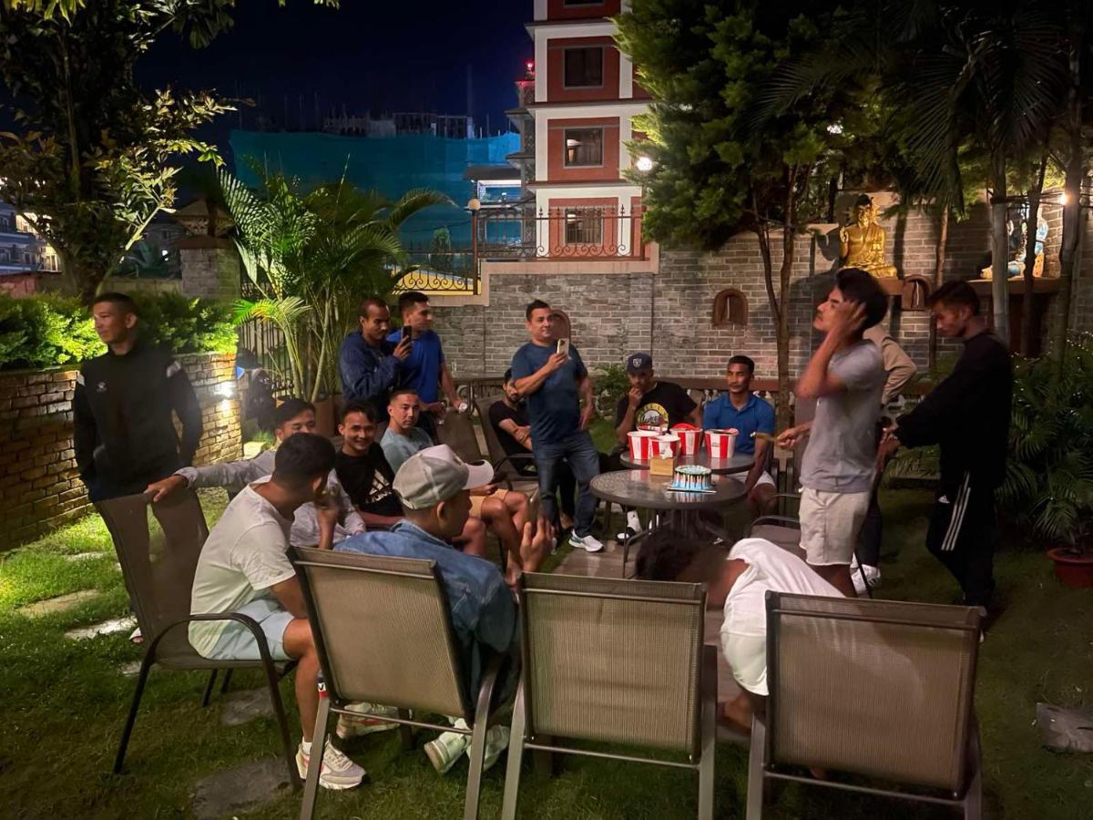Kumari Star Inn Pokhara Zewnętrze zdjęcie